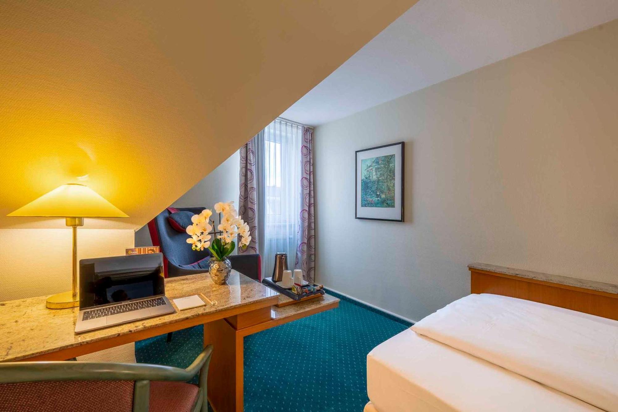 Plaza Inn Blankenburg Ditzingen, Sure Hotel Collection מראה חיצוני תמונה