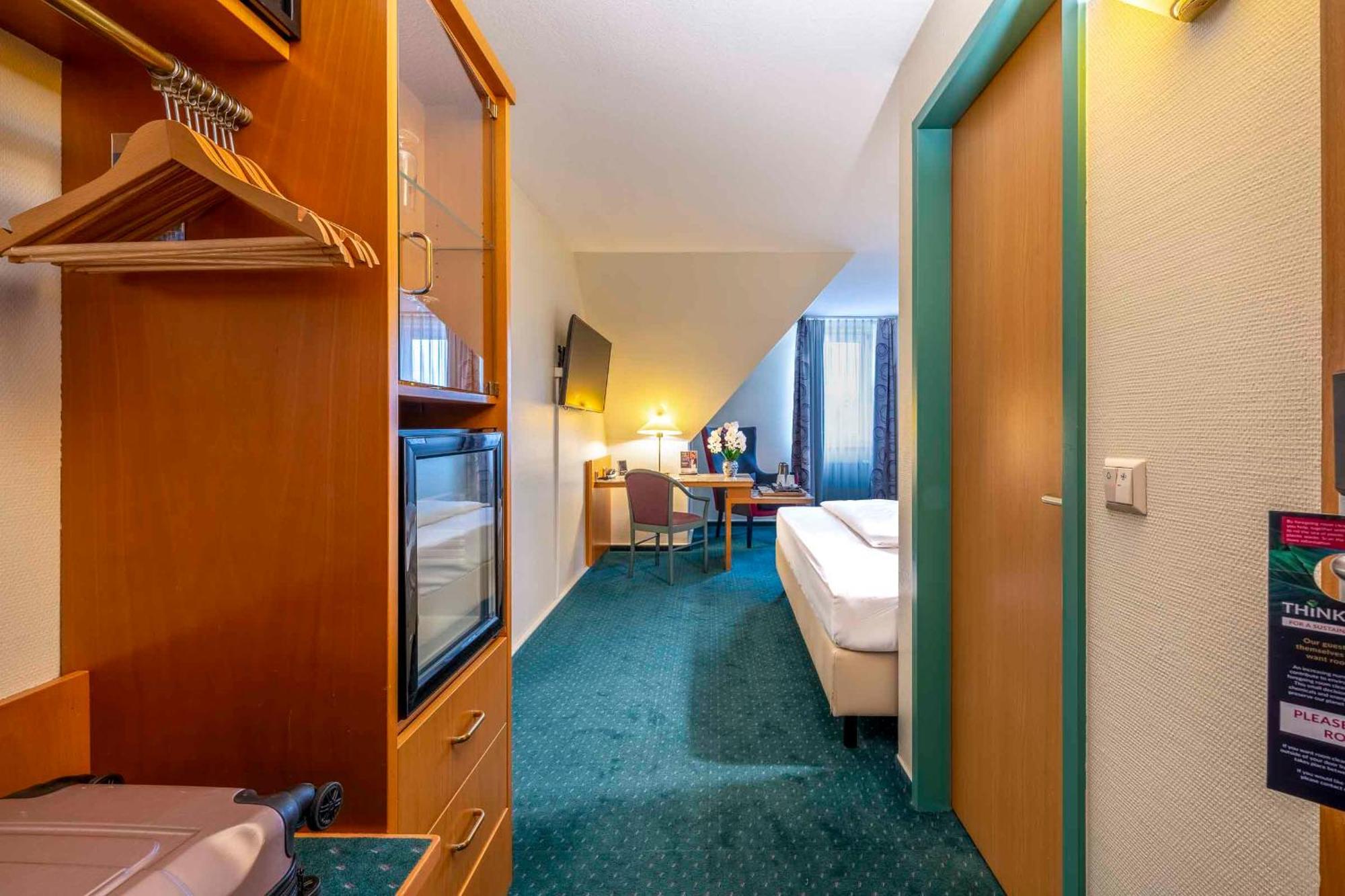 Plaza Inn Blankenburg Ditzingen, Sure Hotel Collection מראה חיצוני תמונה