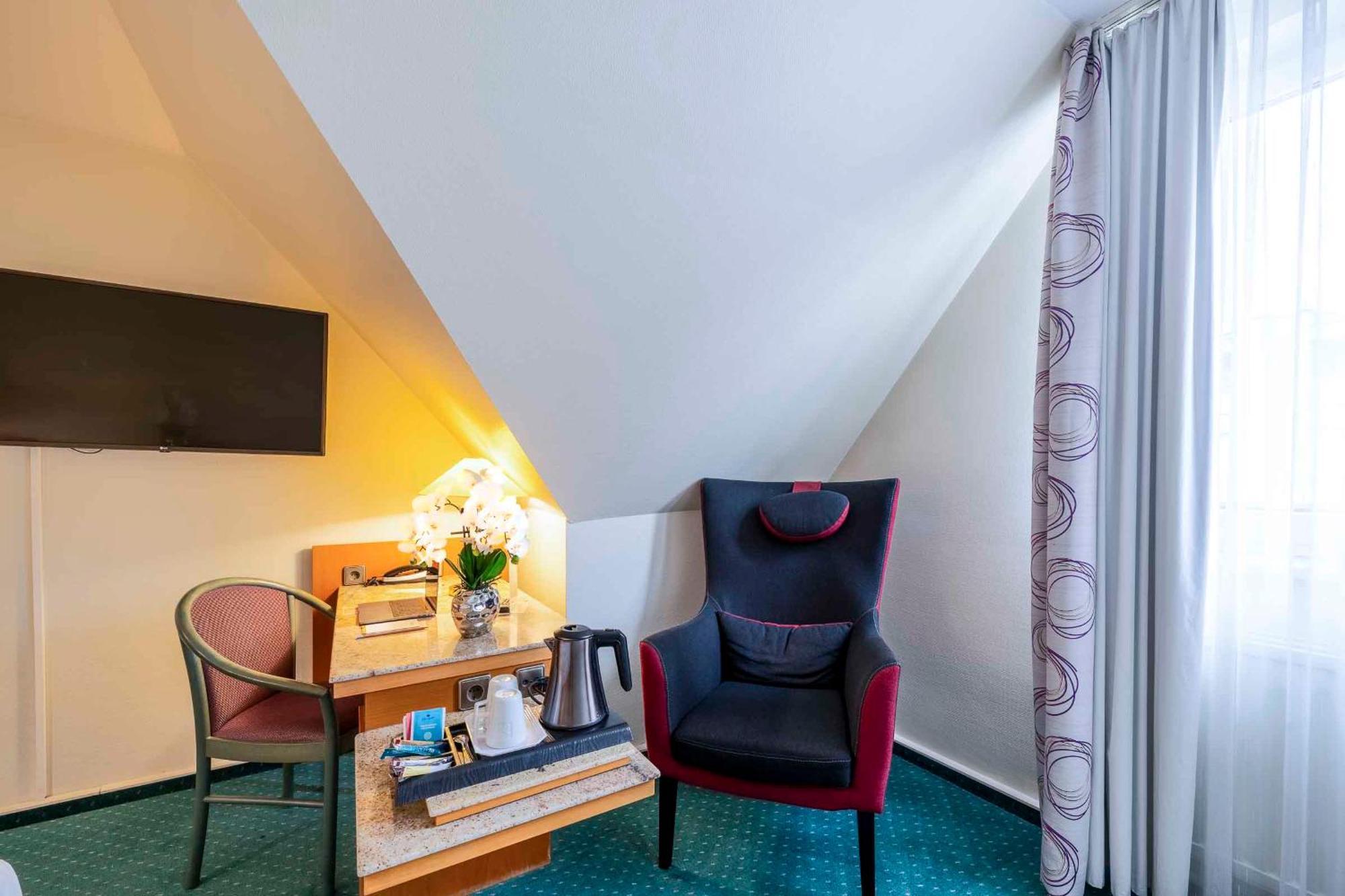 Plaza Inn Blankenburg Ditzingen, Sure Hotel Collection מראה חיצוני תמונה