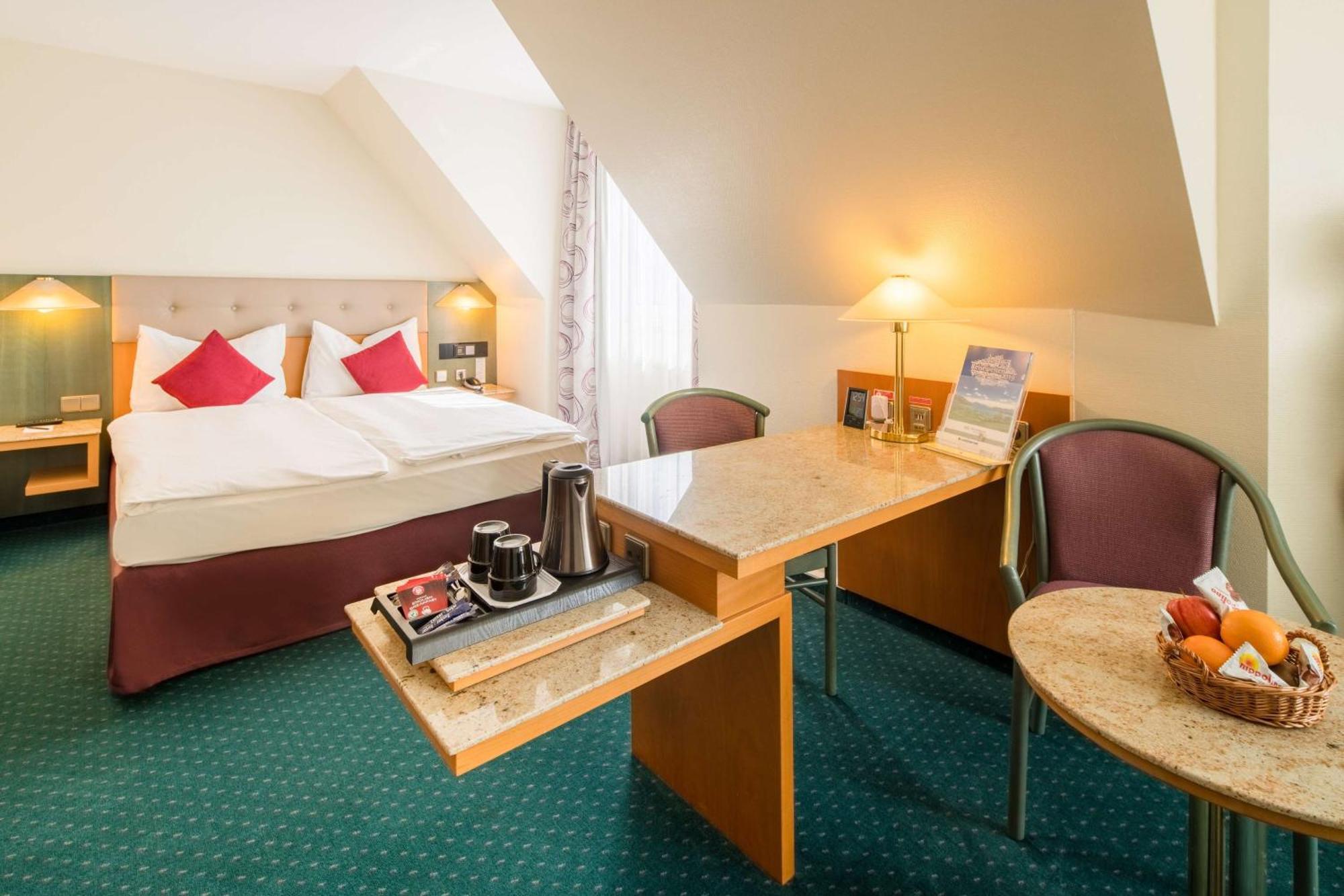 Plaza Inn Blankenburg Ditzingen, Sure Hotel Collection מראה חיצוני תמונה