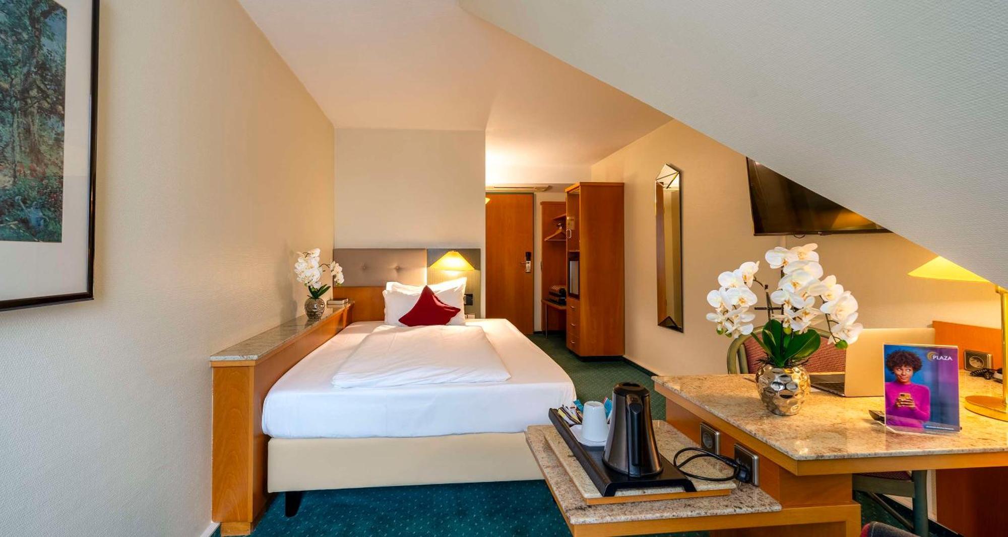 Plaza Inn Blankenburg Ditzingen, Sure Hotel Collection מראה חיצוני תמונה